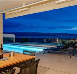 5 bedroom beachfront villa with heated pool near Omis, sleeps 9